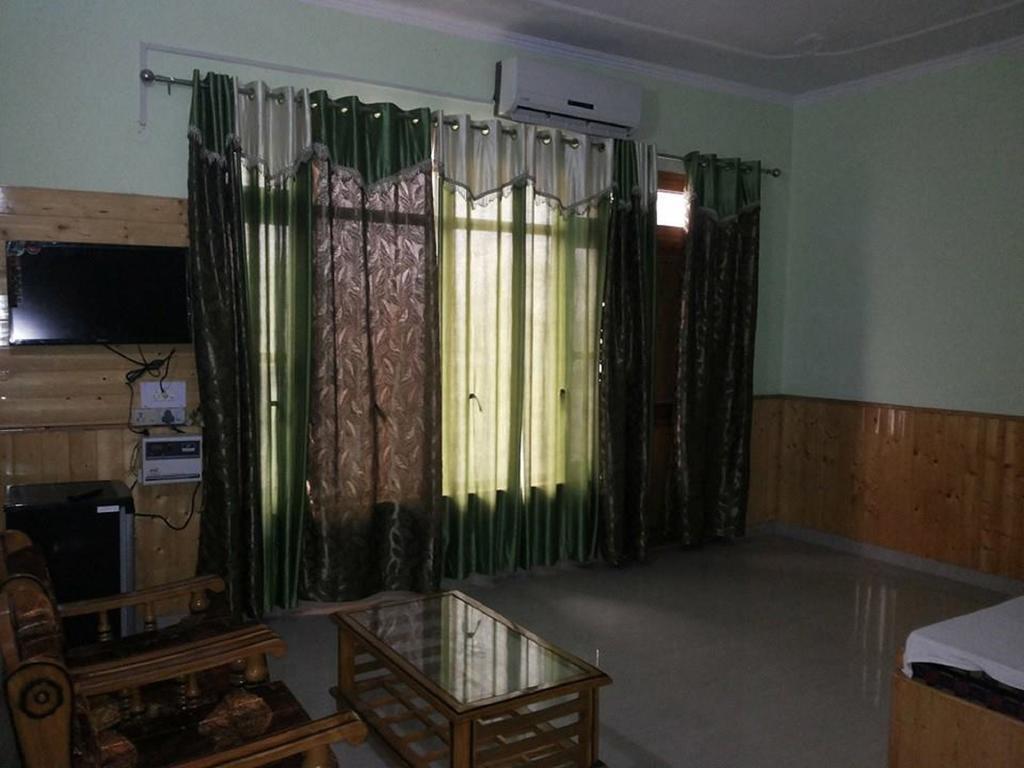 Himgiri Resort Nagchala Экстерьер фото